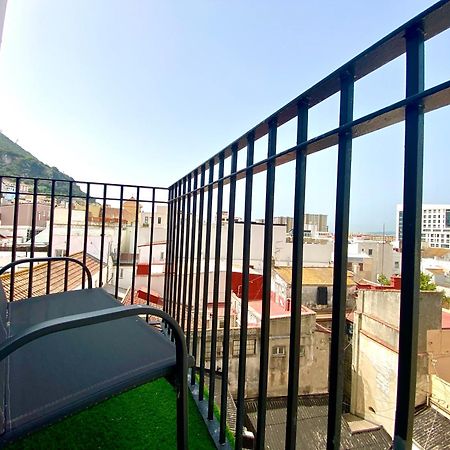 Stunning City Centre Penthouse With Private Balcony - Grand Central House Gibraltar Exterior photo